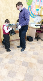 Сотрудники Заринского межрайонного следственного отдела СКР по Алтайскому краю посетили воспитанников двух подшефных детских центров